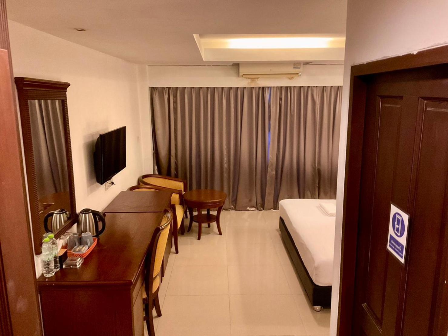 Sota Residence Pattaya Eksteriør billede